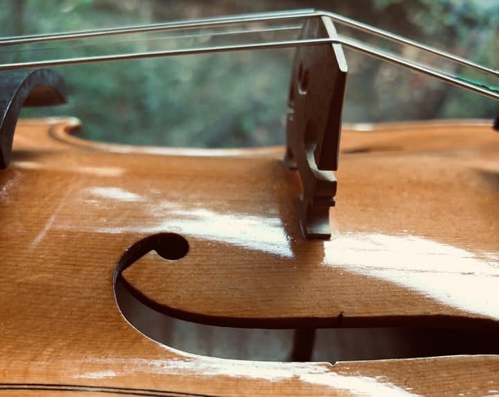 Is the violin glued?