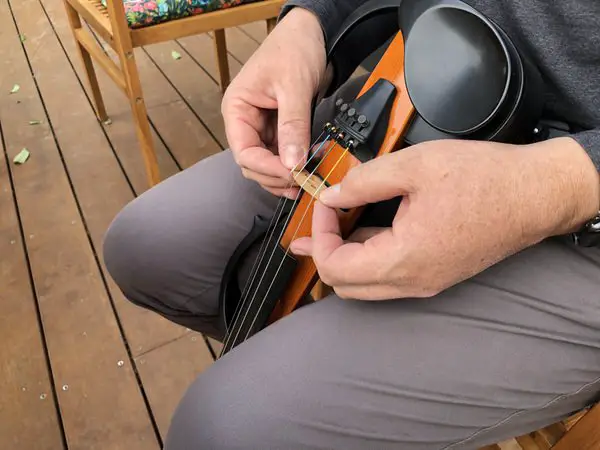 Violin DIY maintenance and care